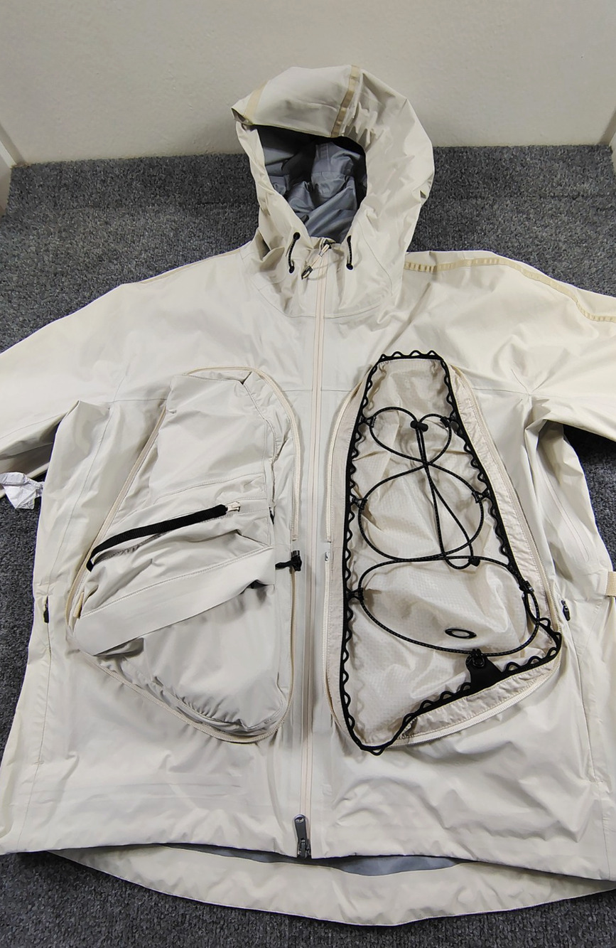 Oakley Latitude Veil Slingpack Jacket Men's L Mist Techwear FN Dry 10K NWOT